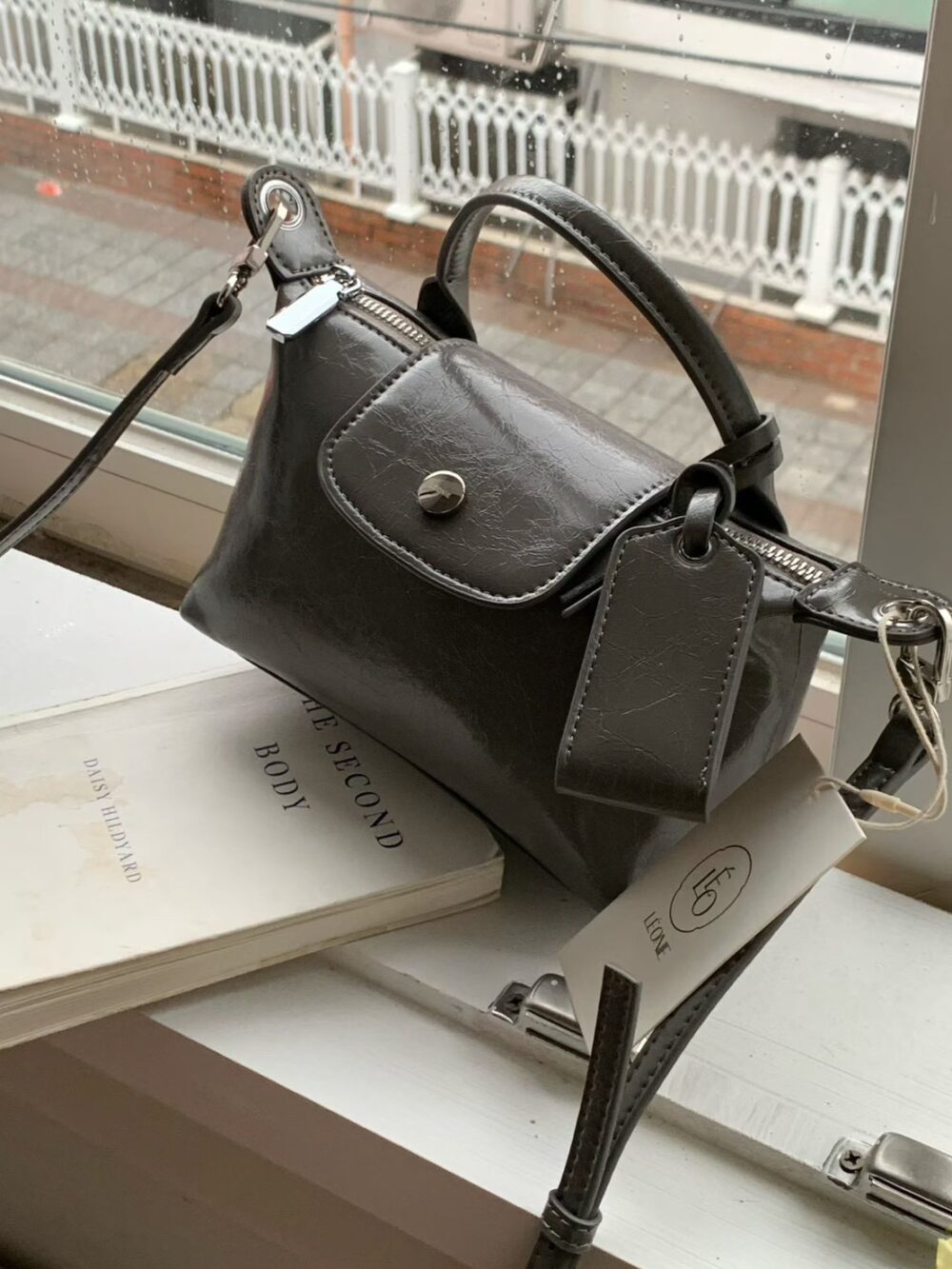 Leonie 迷你水餃包(可肩背)