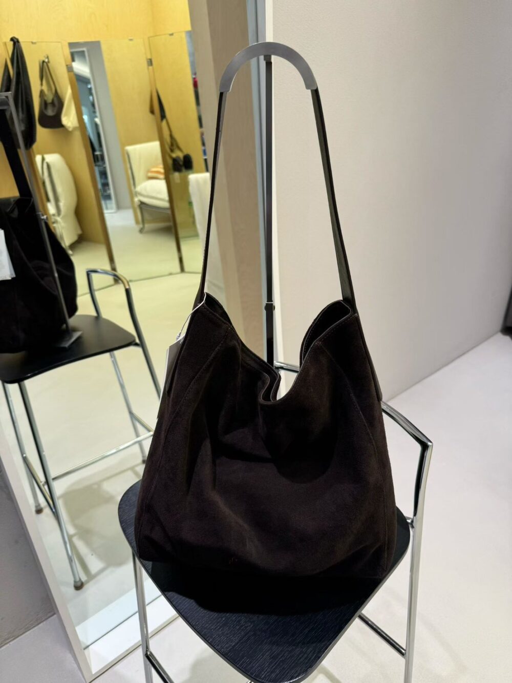 DEARNI 牛皮隨性百搭肩背包