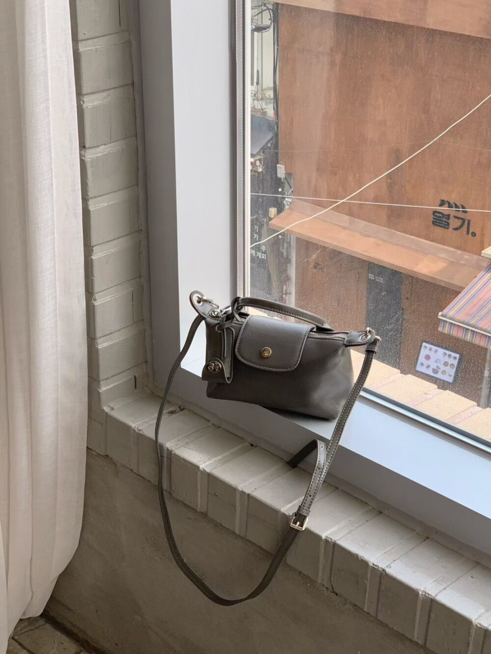 Leonie 迷你水餃包(可肩背)