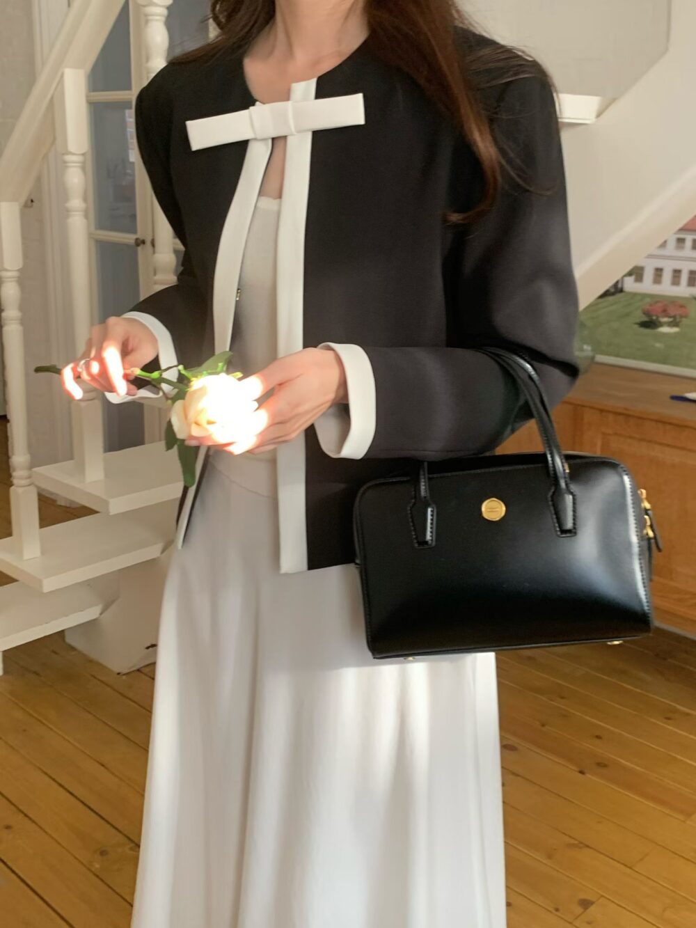 Leonie 牛皮波士頓手提包（可肩背）