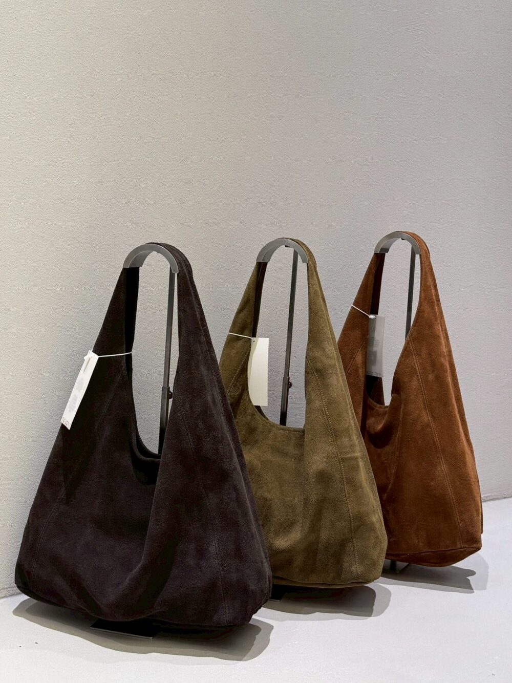 Dearni 牛皮托特包