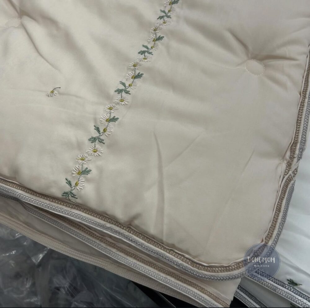 韓國棉被 刺繡小花天絲四季被