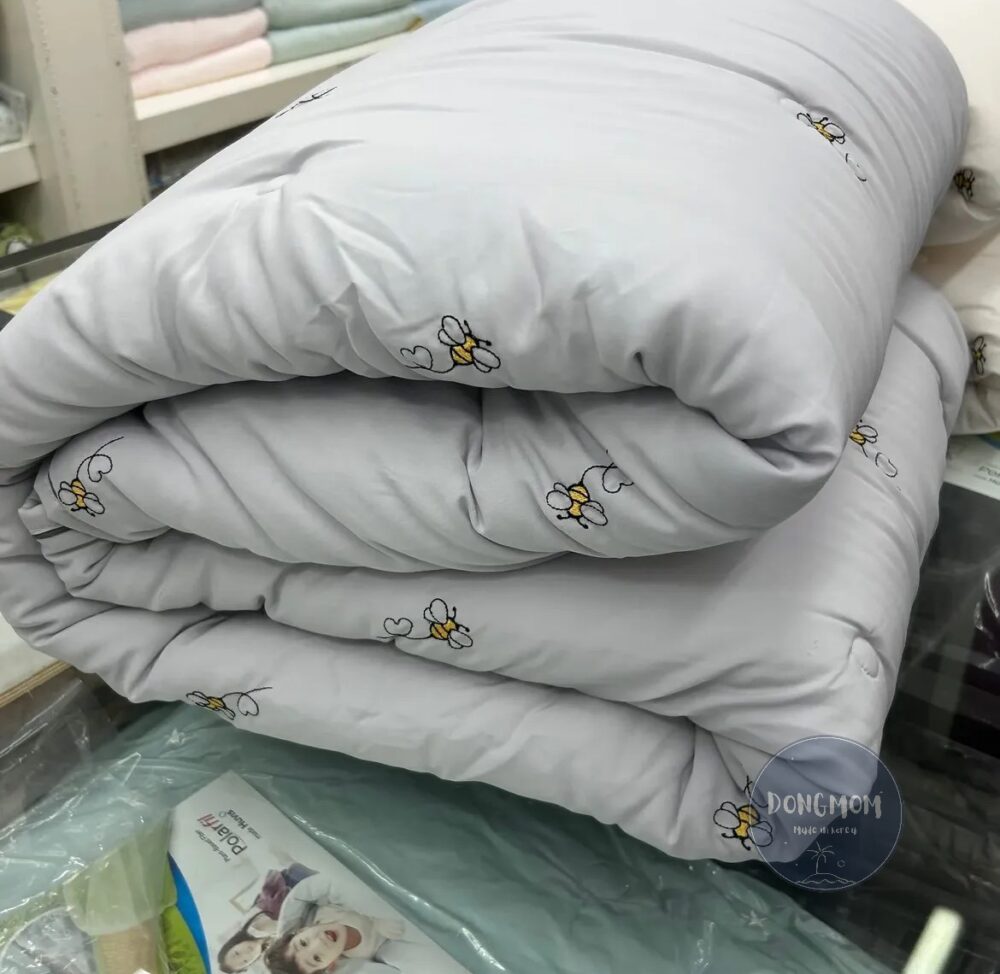 韓國棉被 刺繡小蜜蜂天絲四季被