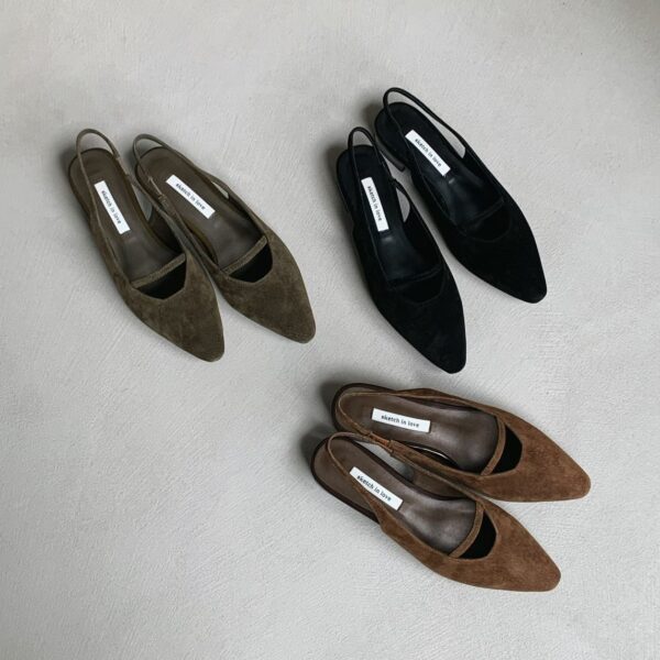 LINE_ALBUM_鞋_260310_1 真皮復古尖頭低跟繫帶鞋