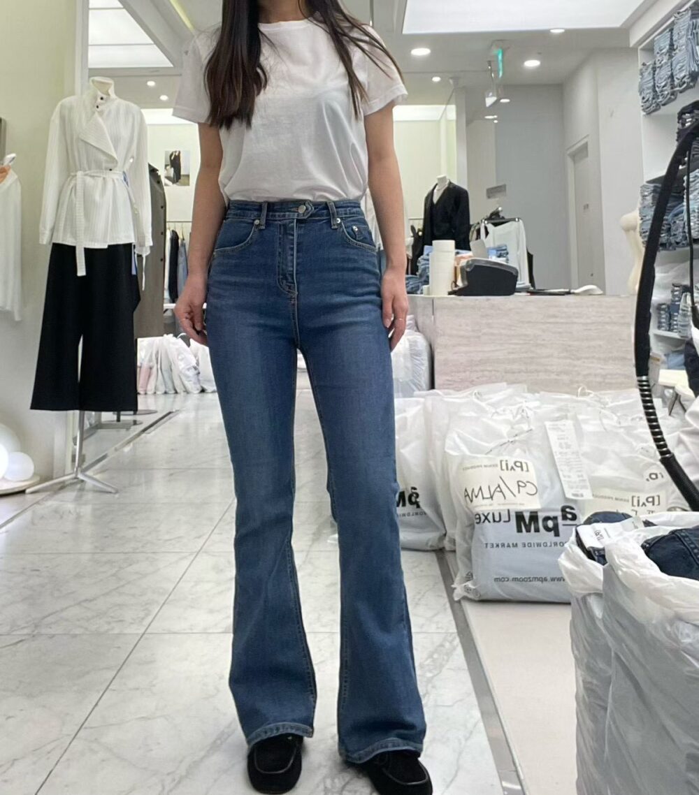 LINE_ALBUM_202646_260406_26 韓國女裝 Pai 彈力牛仔褲 #2107