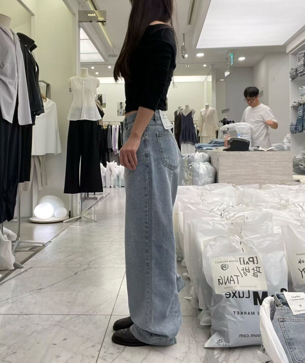 LINE_ALBUM_202646_260406_6 韓國女裝 Pai 牛仔褲 #1243