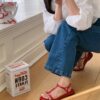 LINE_ALBUM_2026317_260526_12 韓國女鞋 夏季T字平底涼鞋