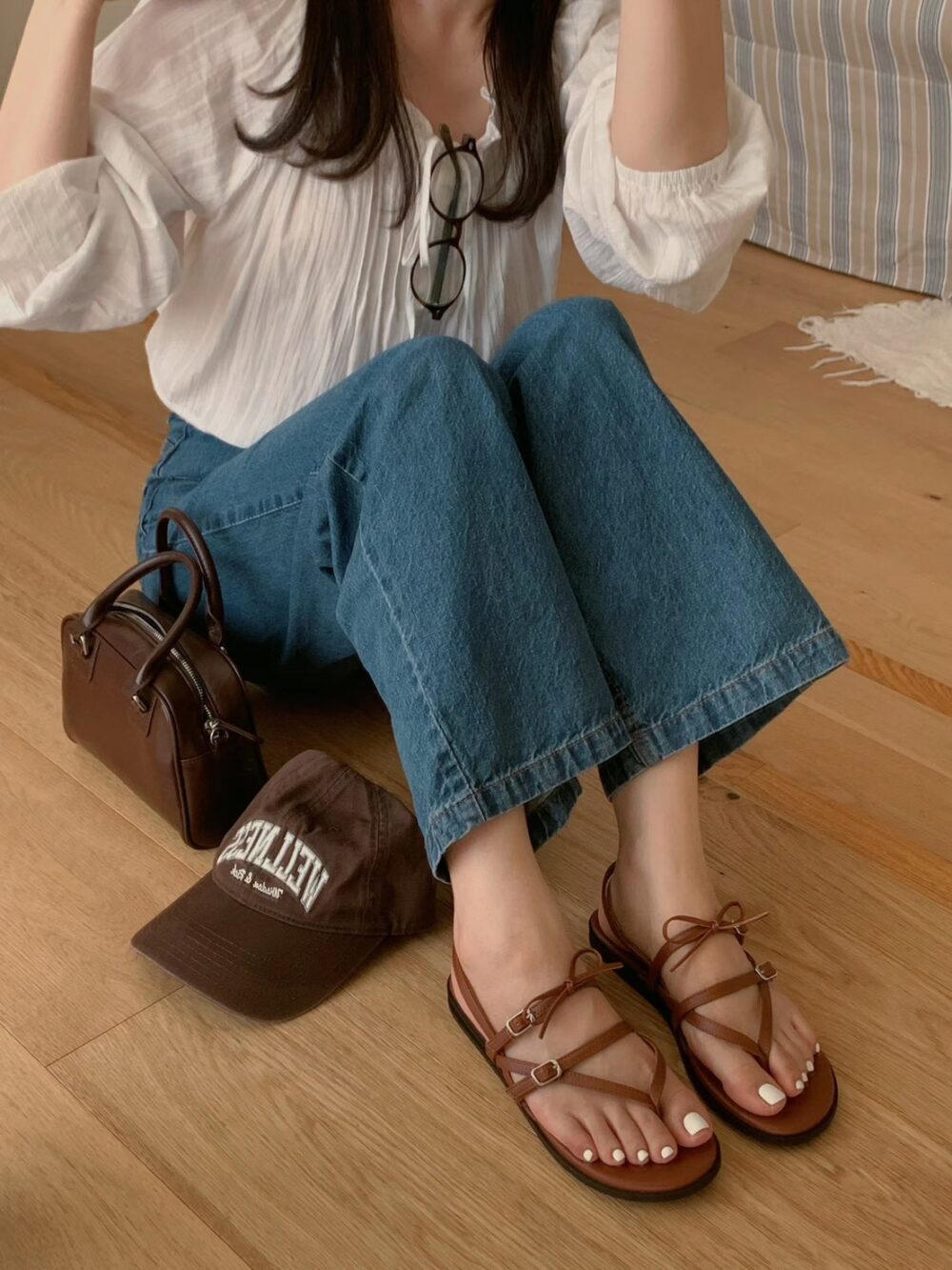 LINE_ALBUM_2026317_260526_4 韓國女鞋 蝴蝶結細帶夾腳涼鞋