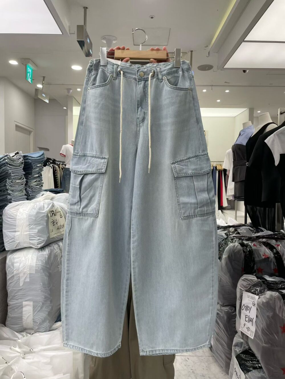 LINE_ALBUM_202646_260531_1 韓國女裝 工裝牛仔寬褲 #1255