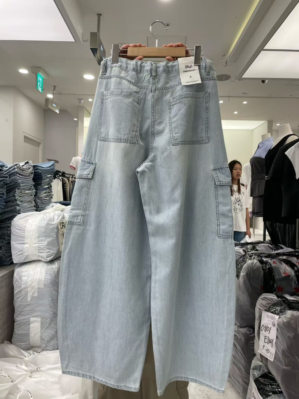 LINE_ALBUM_202646_260531_2 韓國女裝 工裝牛仔寬褲 #1255