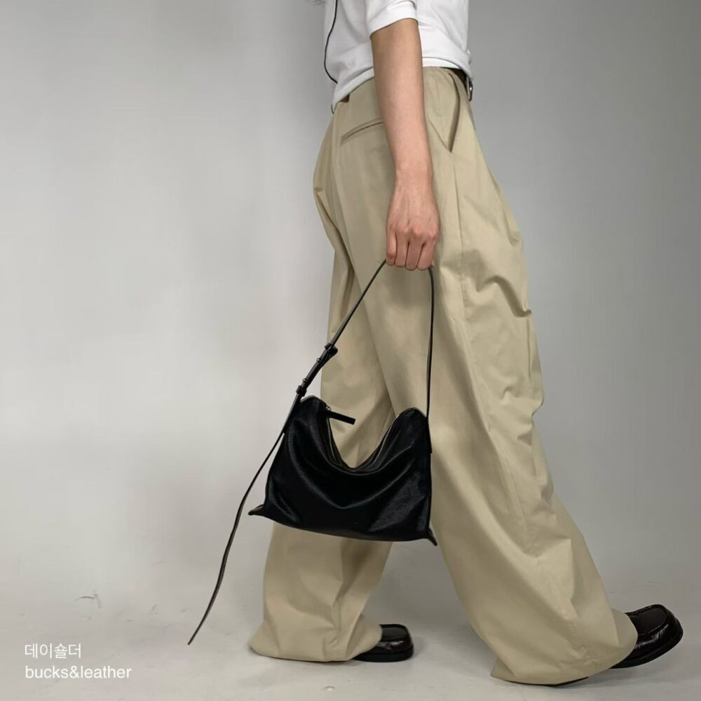 LINE_ALBUM_20251222_260611_24 bucks&leather 經典慵懶單肩包(大款/小款)