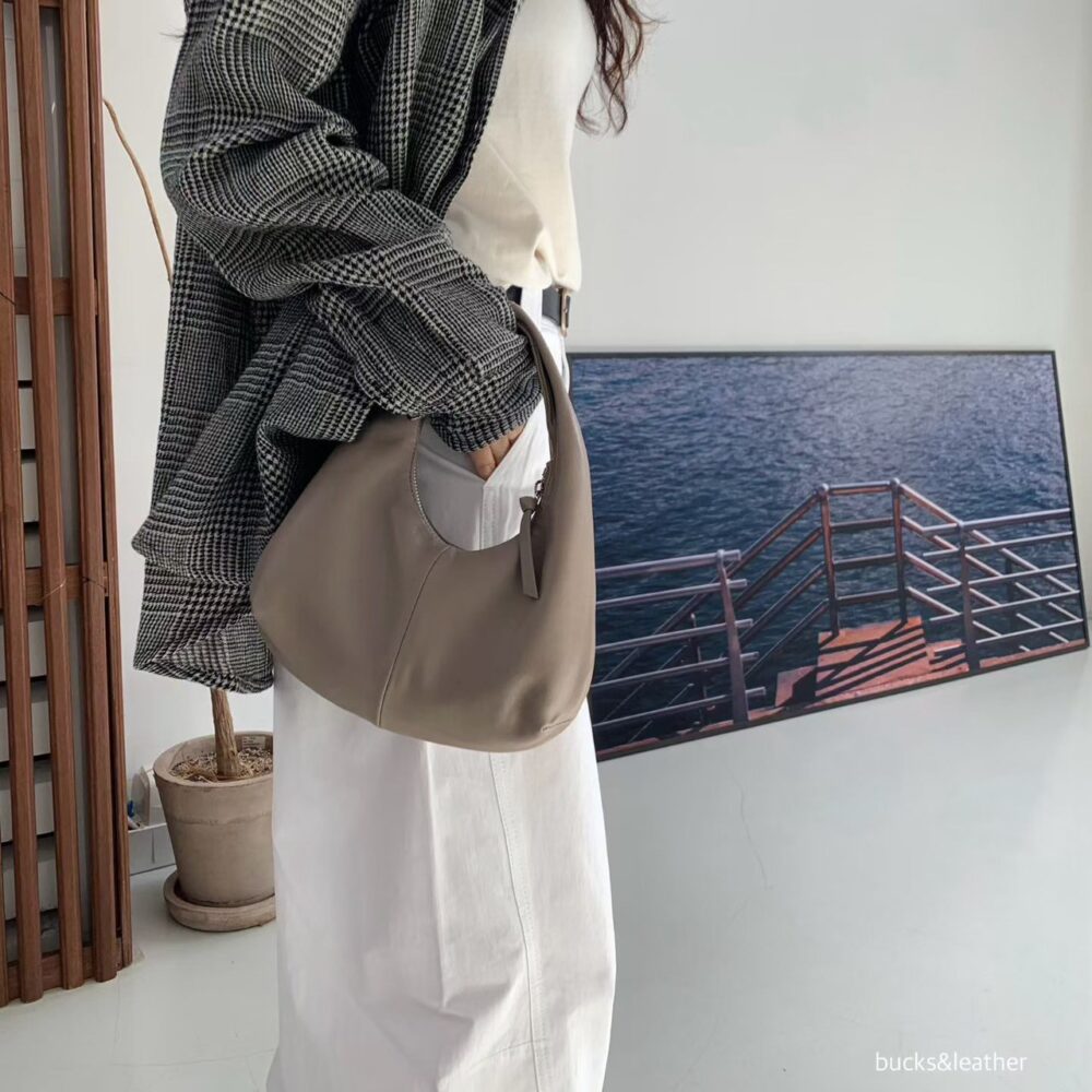 LINE_ALBUM_20251222_260611_3 bucks&leather coconut bag 手提包