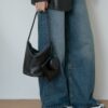 LINE_ALBUM_20251222_260611_9 bucks&leather 單肩水桶包/小款