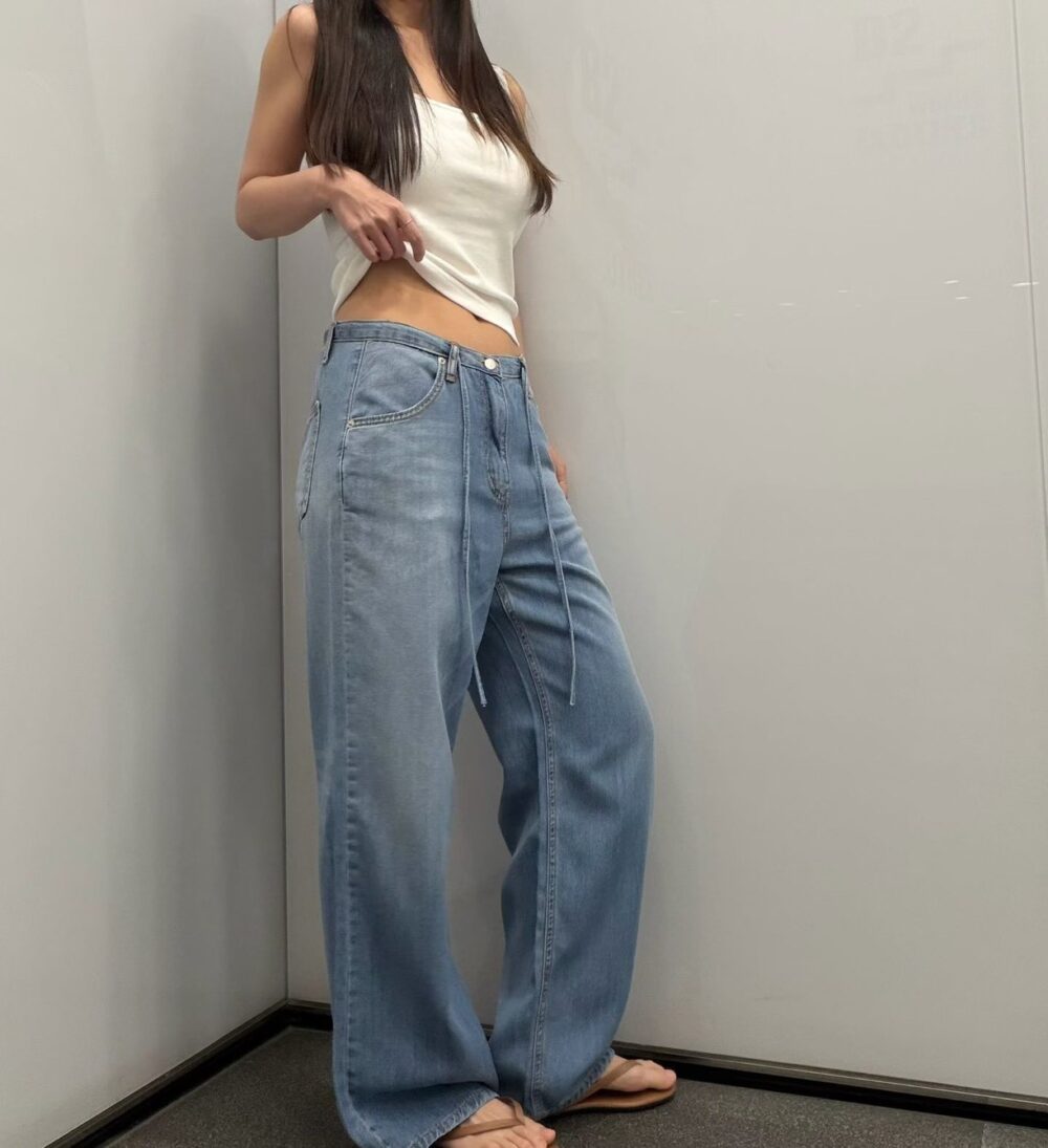 LINE_ALBUM_202646_260601_3 韓國女裝 中腰綁帶直筒牛仔褲 #1257