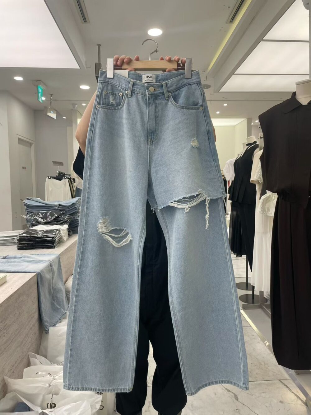 LINE_ALBUM_202646_260605_4 韓國女裝 夏季薄款割破設計牛仔褲 #1249