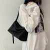 LINE_NOTE_260611_42 bucks&leather 經典磁吸扣肩背包/中款
