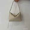 LINE_NOTE_260611_82 bucks&leather 經典磁吸扣單肩包/小款