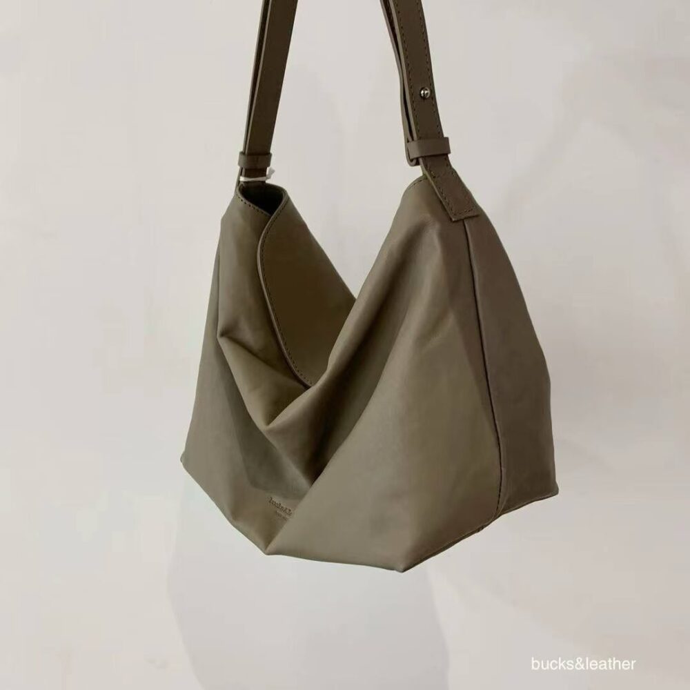 LINE_NOTE_260612_5 bucks&leather 經典磁吸扣單肩包/大款