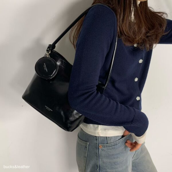 LINE_NOTE_260616_1 bucks&leather 復古肩背方型水桶包