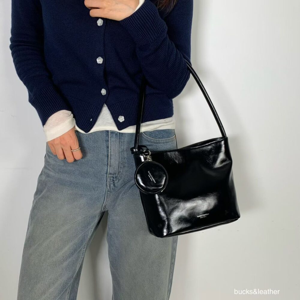 LINE_NOTE_260616_3 bucks&leather 復古肩背方型水桶包