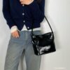 LINE_NOTE_260616_3 bucks&leather 復古肩背方型水桶包