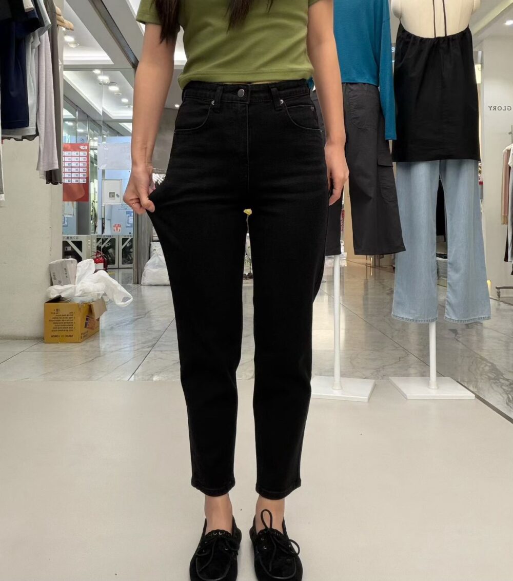 LINE_ALBUM_2026727_260727_24 #2112 彈力9分牛仔褲