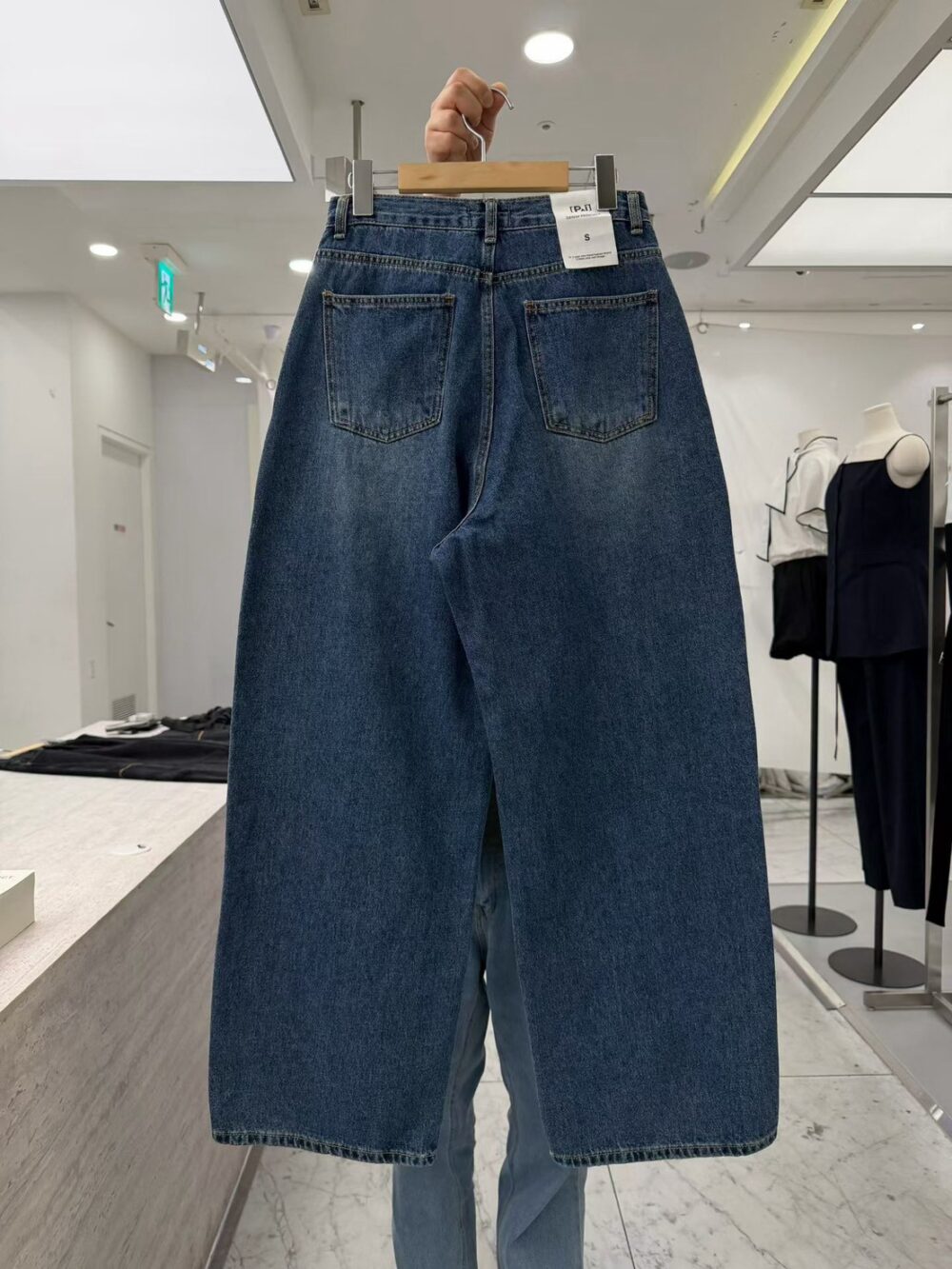 LINE_ALBUM_2026727_260727_7 #1264 寬鬆造型口袋牛仔褲