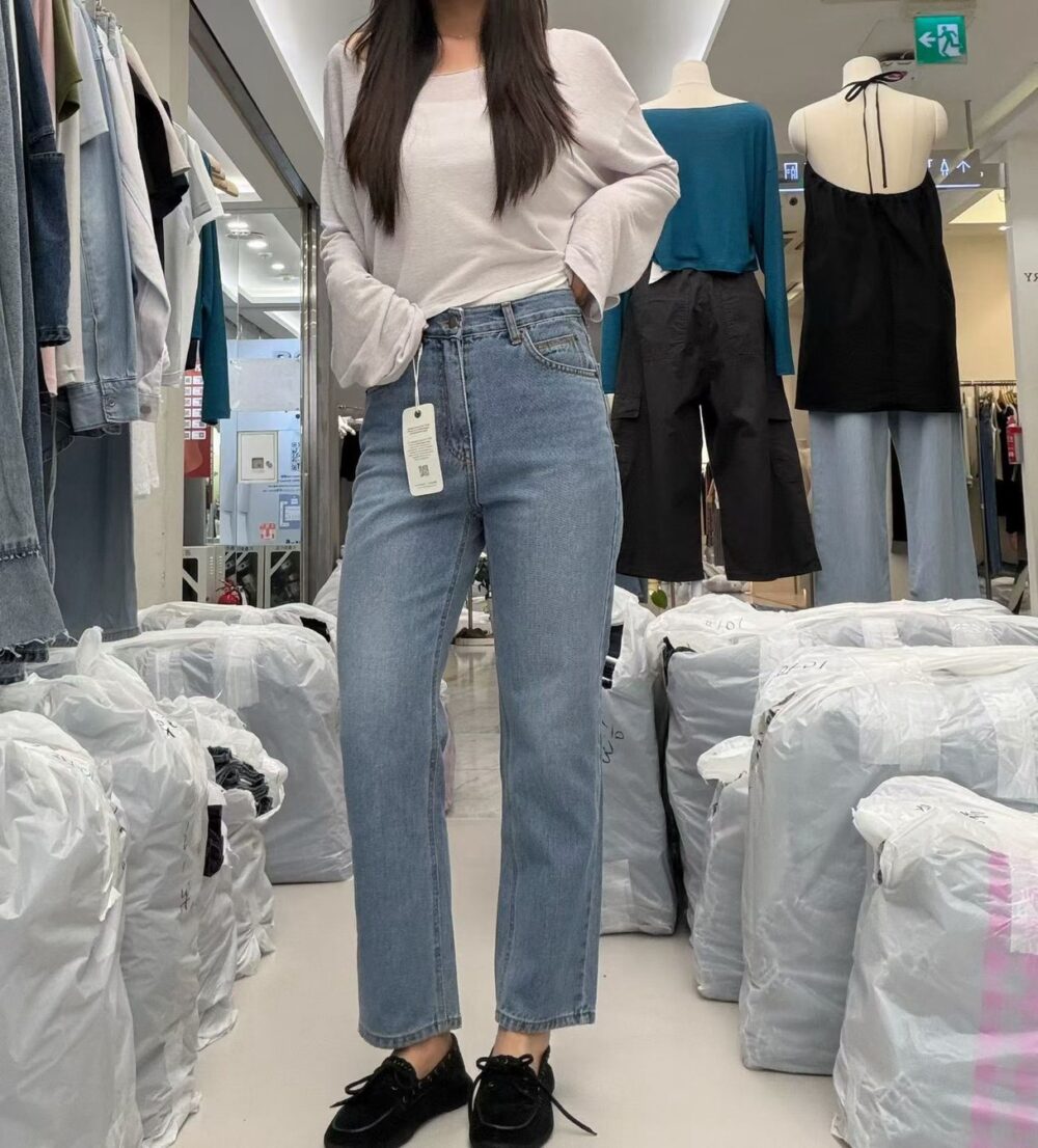 LINE_ALBUM_2026727_260728_5 #1262 土耳其進口材質9分小直筒牛仔褲
