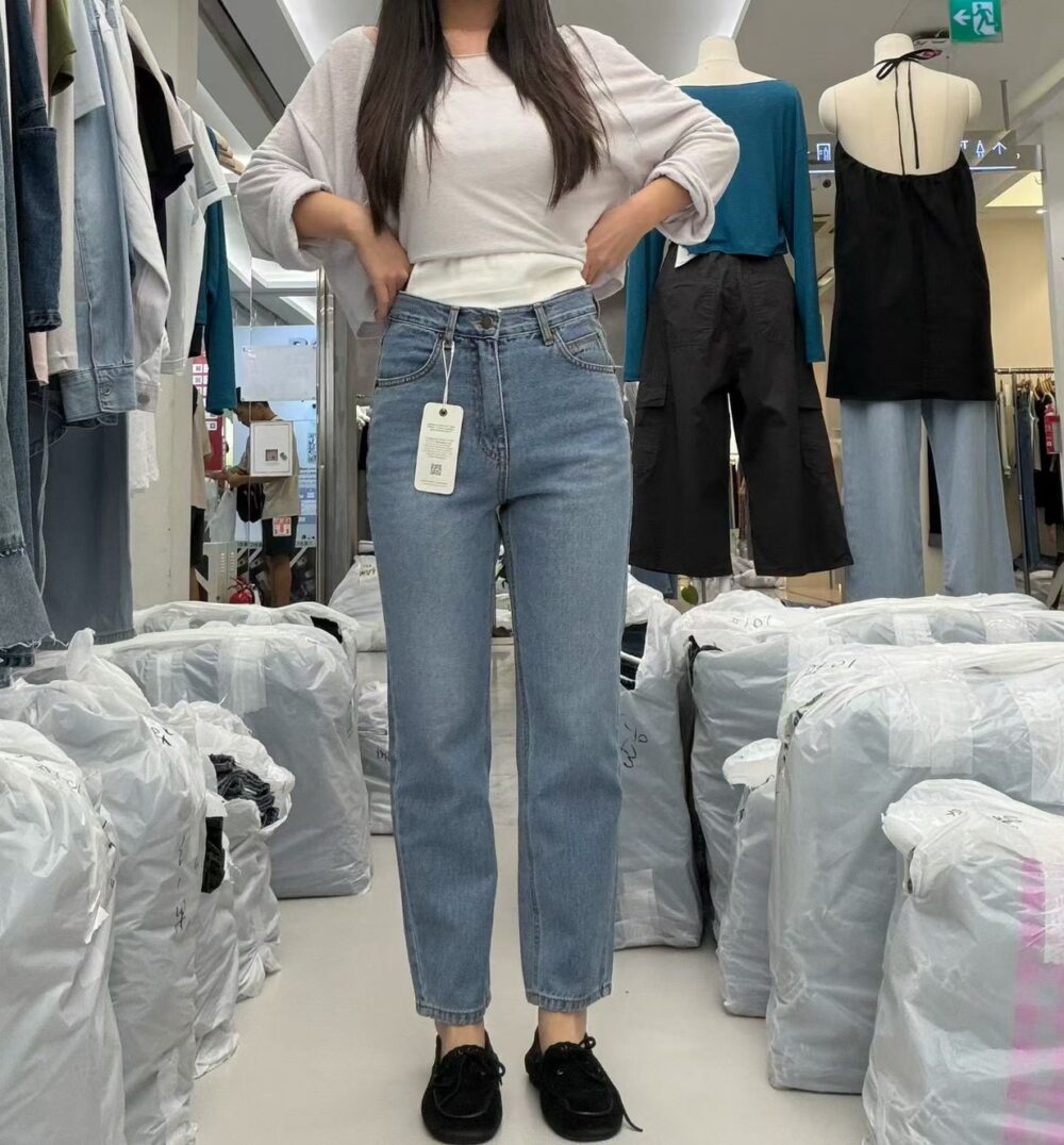 LINE_ALBUM_2026727_260728_6 #1262 土耳其進口材質9分小直筒牛仔褲