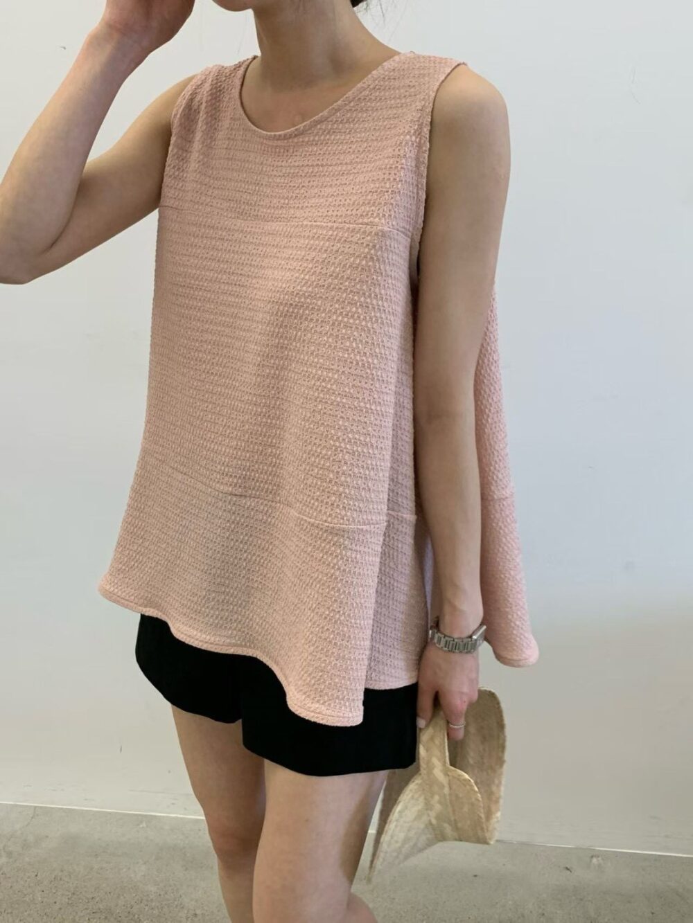 LINE_ALBUM_現貨_260713_12 夏季粉色傘擺背心