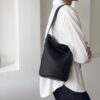 bucks&leather 寬肩帶水桶包