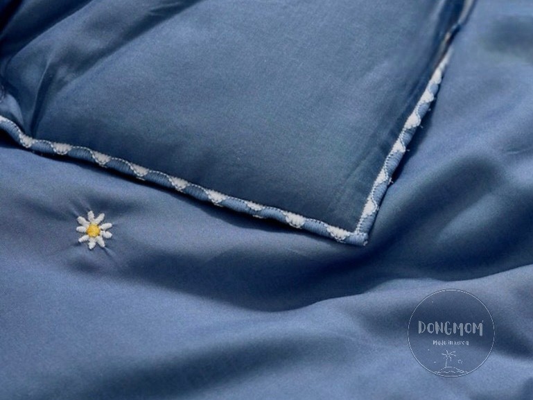韓國棉被 深色系刺繡小白花四季被