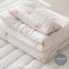 LINE_ALBUM_2026731_261004_28 韓國寢具 可愛水豚君幼兒午睡棉被組